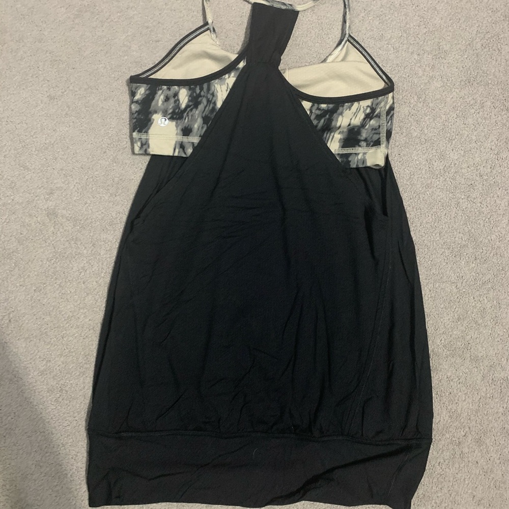 Lululemon No Limits tank